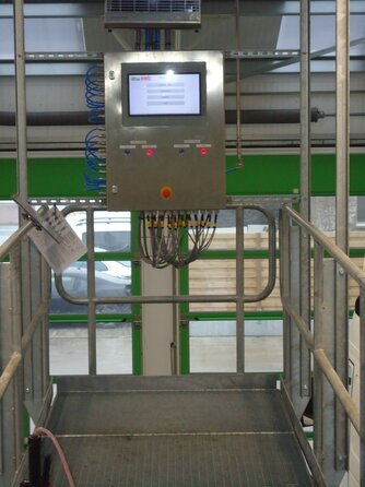 Software for operator panel ctw tank cleaning
